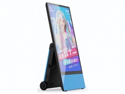 LCD户外广告机2.0时代：全天候、自维护、强交互的三重进化